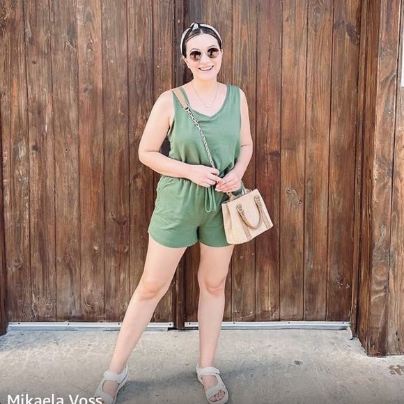 Amazon Essentials Romper - Picture 5 of 6